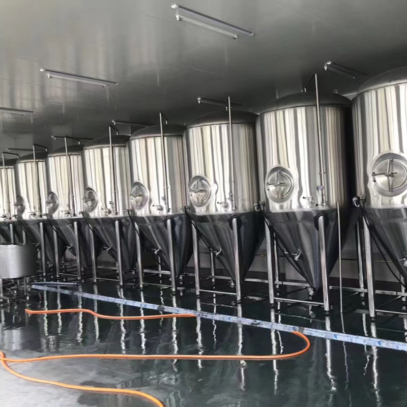 盐湖精酿啤酒设备厂—精酿啤酒设备制造：传承工艺与创新科技的交融